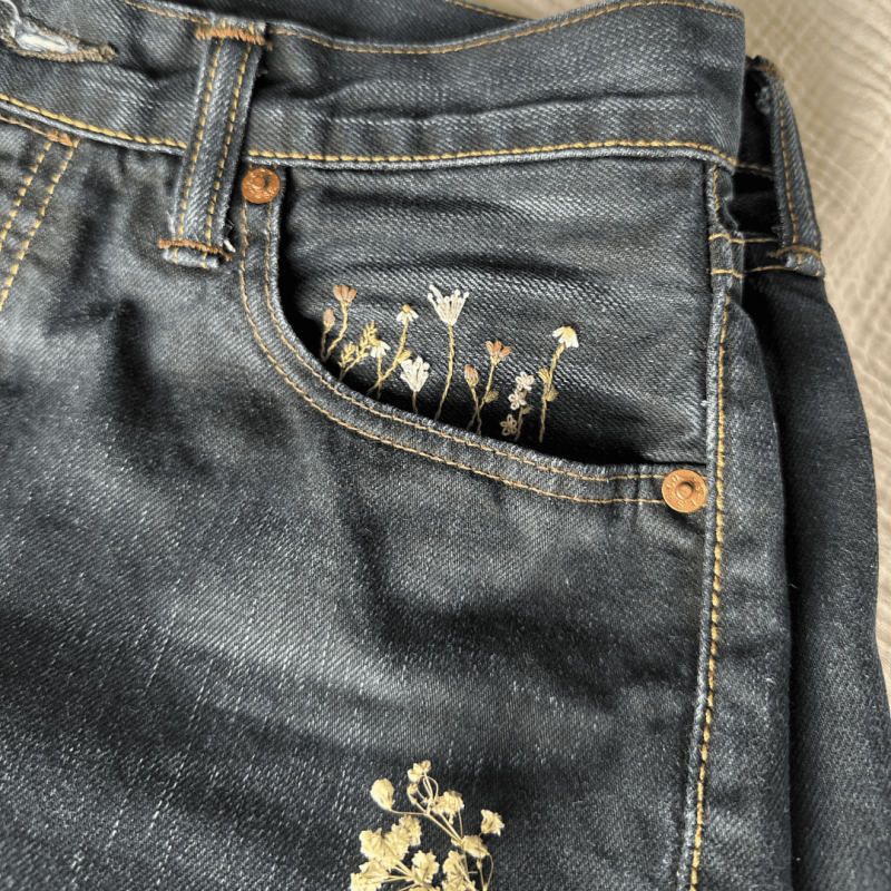 Kit de broderie florale DIY – motifs de fleurs à broder sur jean et vêtements
